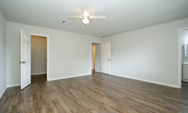 Building Photo - 17626 Bullis Gap Dr