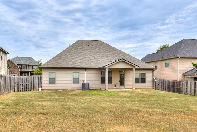 Building Photo - 2417 Sunflower Dr