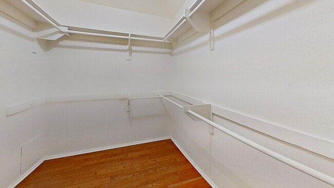 Building Photo - Studio City, 1Bed and 1.5 Bath Condo!