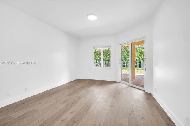 Building Photo - 19381 Stonebrook St