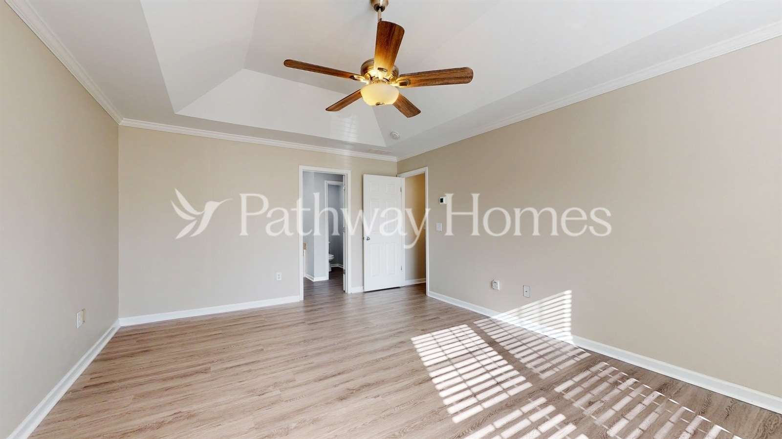 Building Photo - 3420 Gardenside Dr SW