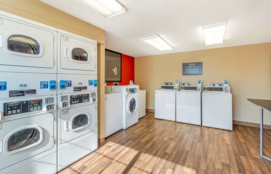 Building Photo - Furnished Studio-Chicago - Vernon Hills - ...