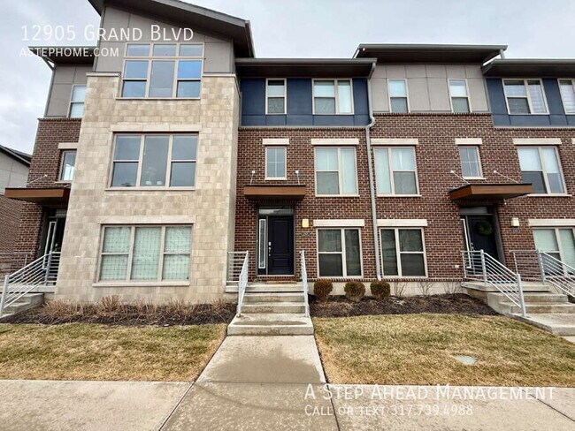 Building Photo - 12905 Grand Blvd