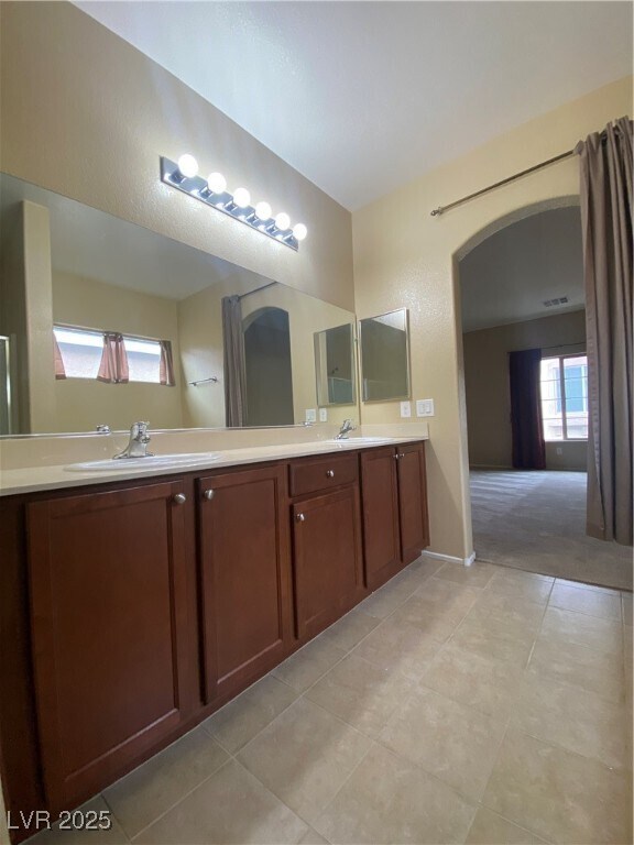 Building Photo - 9614 Vega Carpio Ave