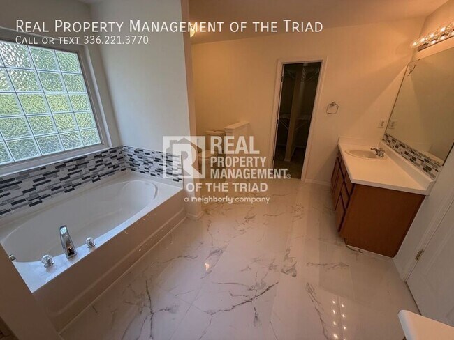 Building Photo - 4547 Brimmer Pl Dr