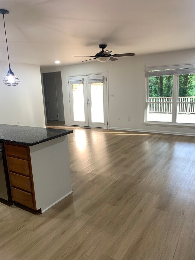 Building Photo - 1714 S Johnson Ferry Rd NE