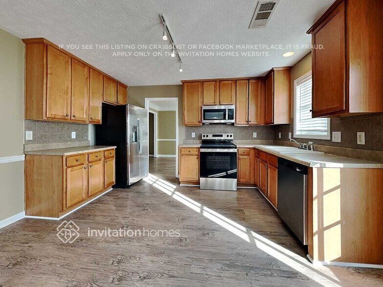 Building Photo - 680 Colt Shoals Ln
