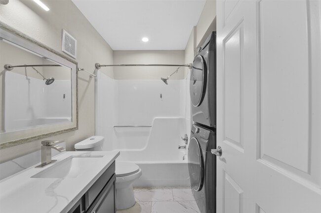 Building Photo - 1311 Antoine Dr