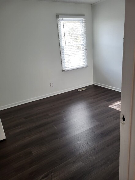 Building Photo - 3936 Trescott Ct