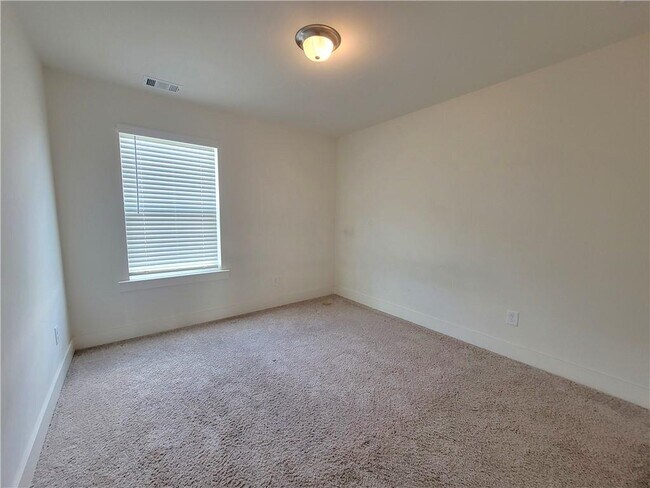 Building Photo - 116 Auburn Gate Ln