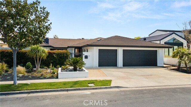 Building Photo - 1520 Sandcastle Dr