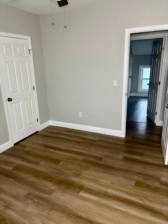 Building Photo - 325 Snell St