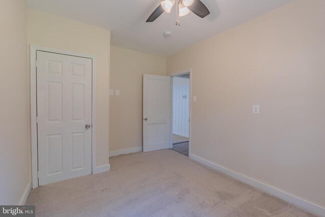 Building Photo - 1412 Peace Dr