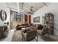 Building Photo - 718 N Washington Ave