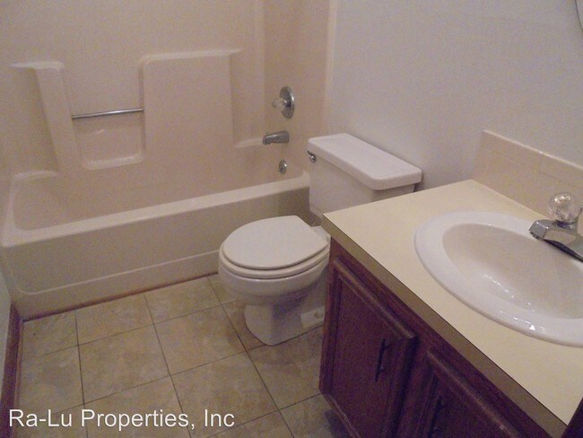 Building Photo - 2 br, 2 bath House - 316-A Windsor Manor Way