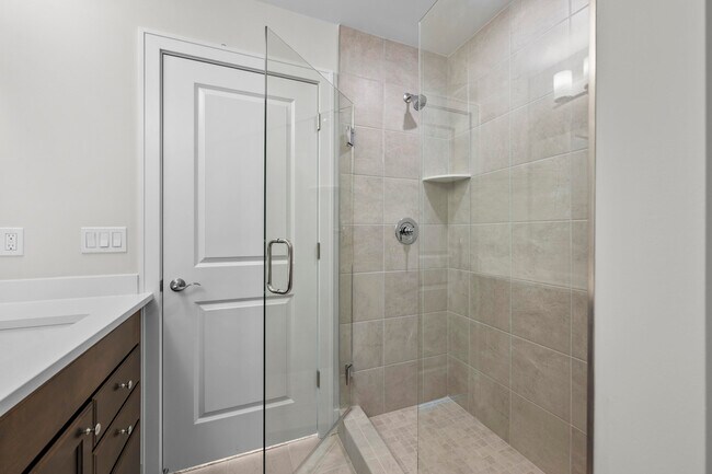 Building Photo - 4849 Lismore Ln