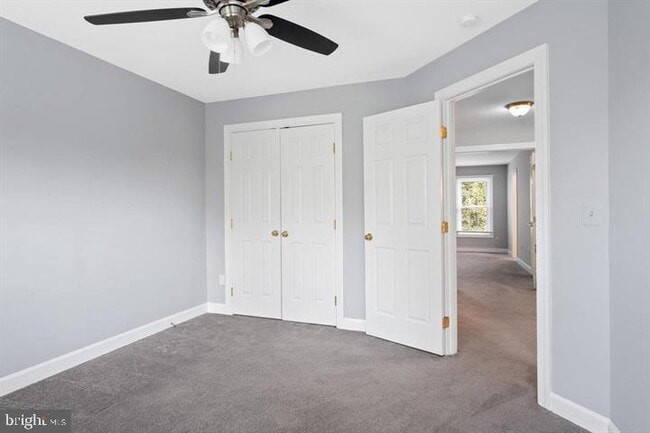 Building Photo - 7439 Heatherfield Ln