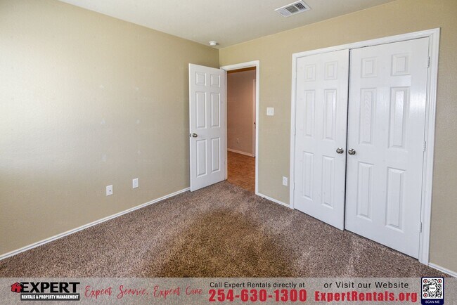 Building Photo - Enchanting 4-bedroom, 2-bathroom home nest...