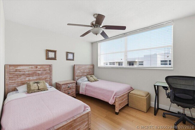Building Photo - 2929 S Ocean Blvd