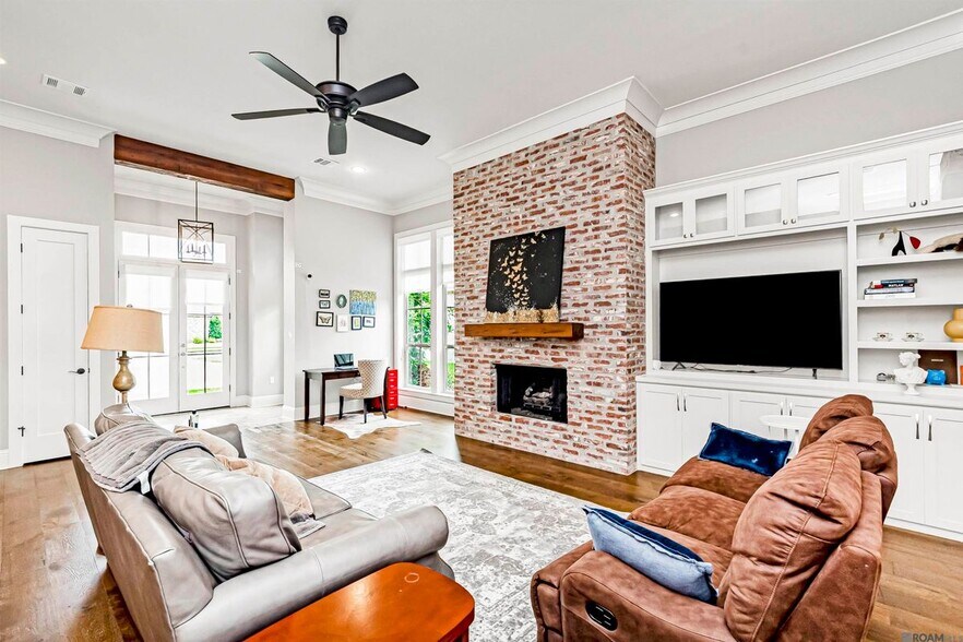 Building Photo - 37464 Cypress Hollow Ave
