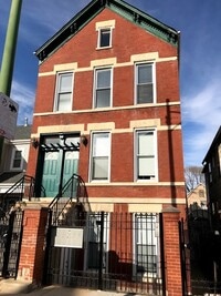 Building Photo - 978 W 19th St