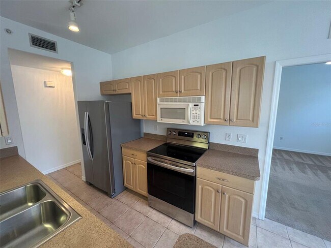 Building Photo - 4270 Vicenza Dr