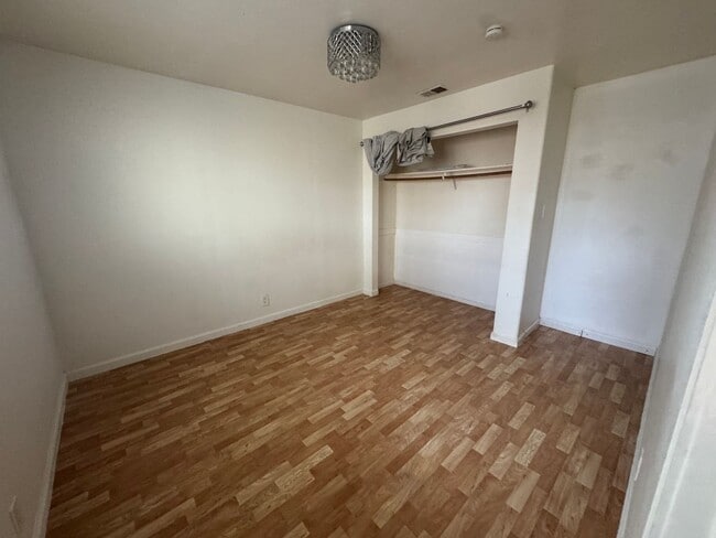 Building Photo - 150 Cielo #1