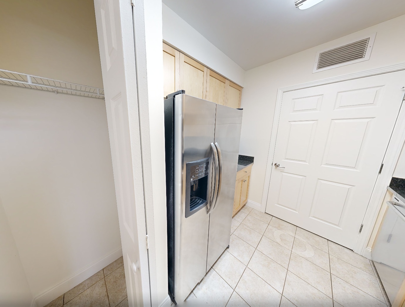 Building Photo - 126 Edgemere Rd