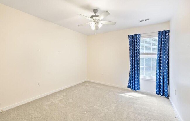 Building Photo - 5 Bedroom, 2.5 Bath Home in St. James Woods  ** Available for showings 3/25/2026 **