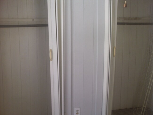 Building Photo - 1328 Illinois Ave