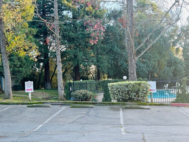 Building Photo - 5829 San Juan Ave