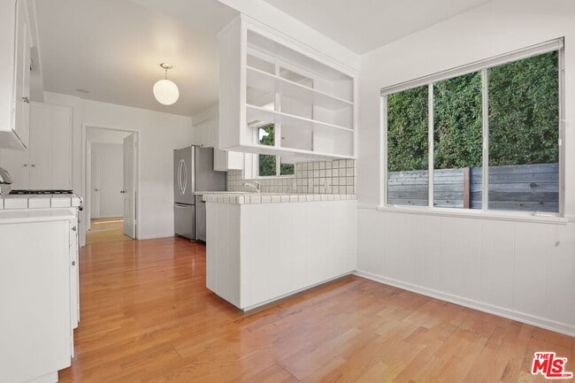 Building Photo - 1373 Beckwith Ave