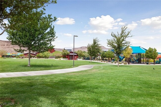 Building Photo - 802 Warwick Castle Dr