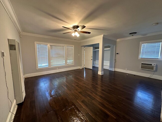 Primary Photo - 1162 St Andrews Pl