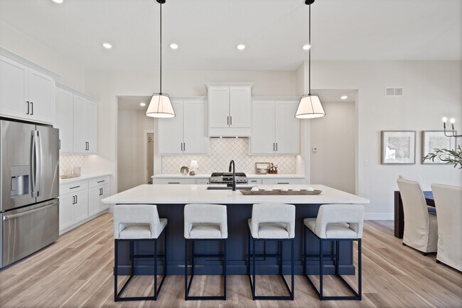 Building Photo - 5201 Buttercup Dr