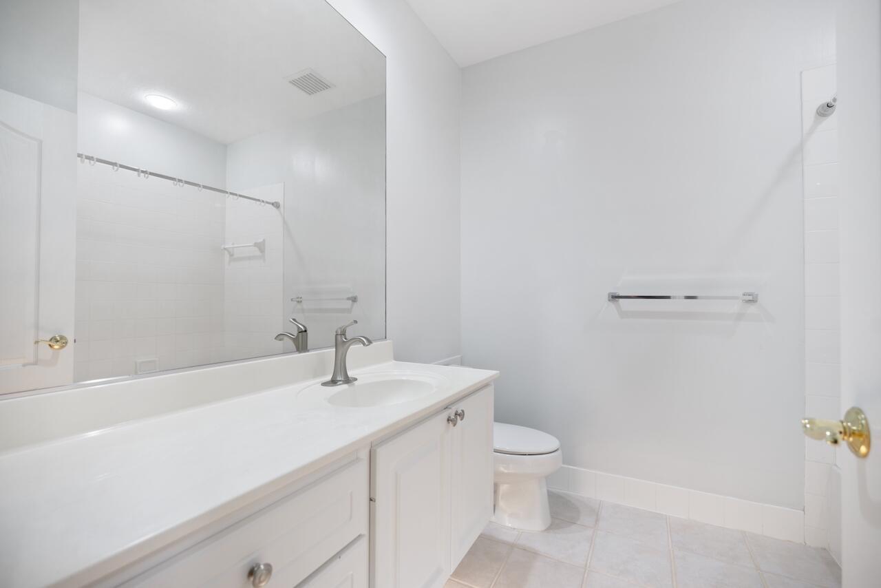 Building Photo - 329 Legare Ct