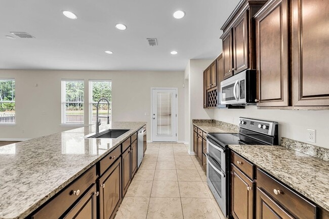 Building Photo - 316 Beachgrass Ln