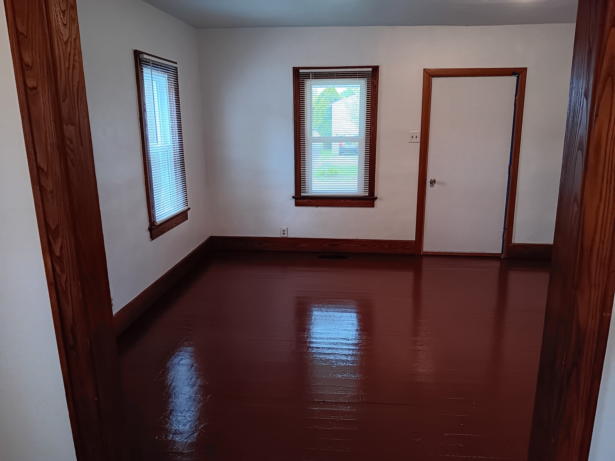 Living room 2 - 12 Monroe Ave