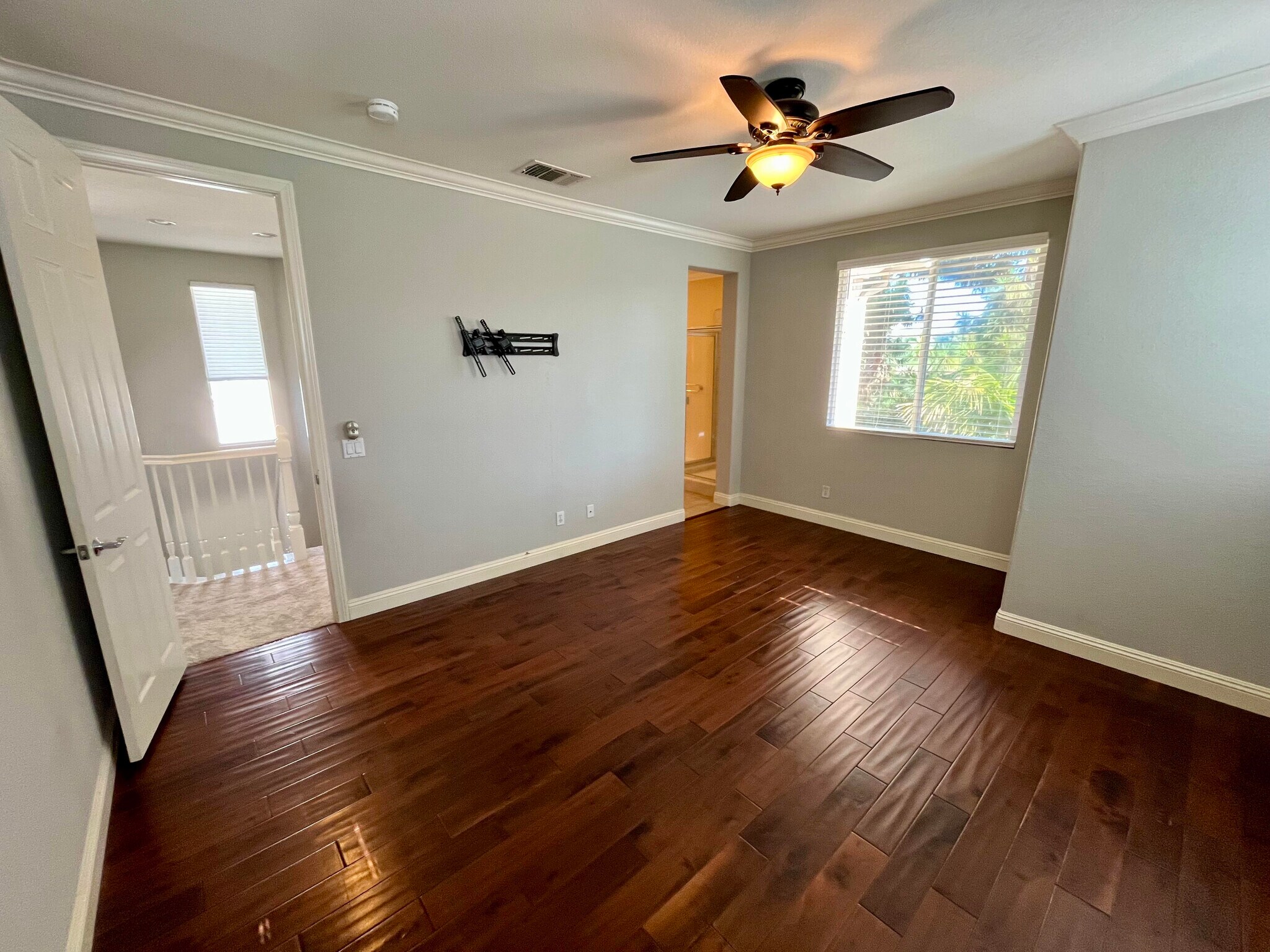 Building Photo - 5538 Coyote Ct