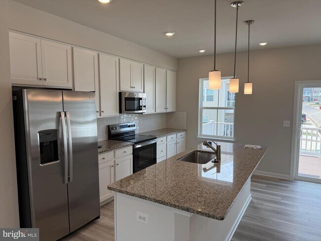 Building Photo - 263 Sandy Btm Cir
