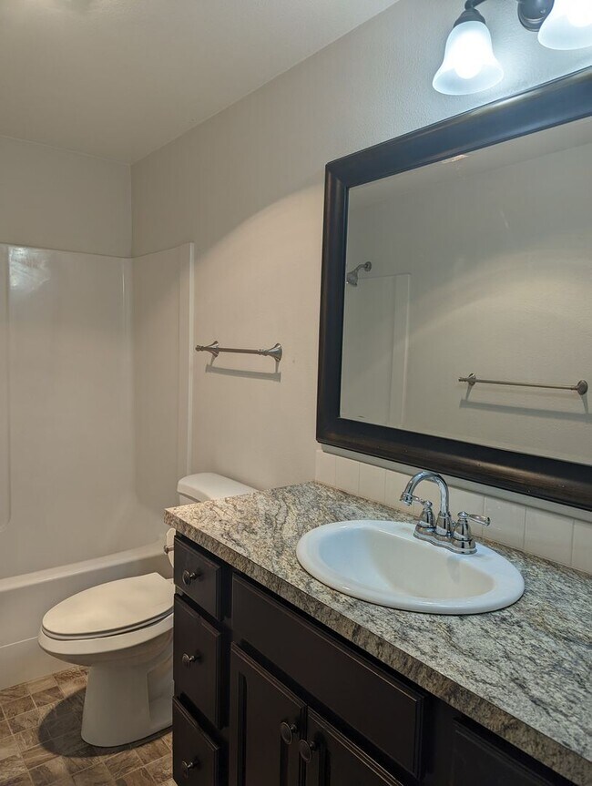 Building Photo - 1108/1110 W. 36th Street