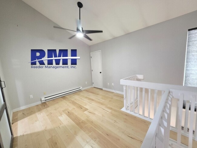 Building Photo - Updated Condo-with a Loft area!!  WATER/SEWER & TRASH INCLUDED!!!!!