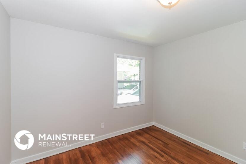 Building Photo - 4065 Meadow Dr