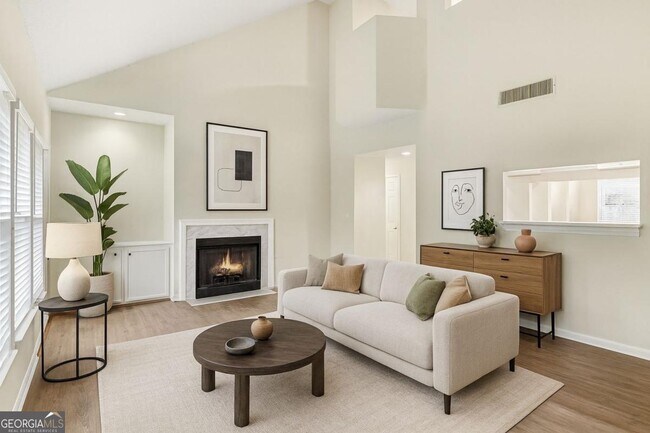 Building Photo - 106 Ivy Green Ln SE