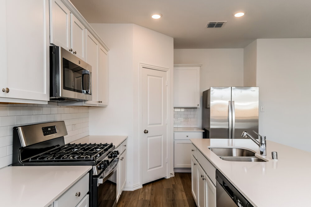 Building Photo - 1114 Daffodil St