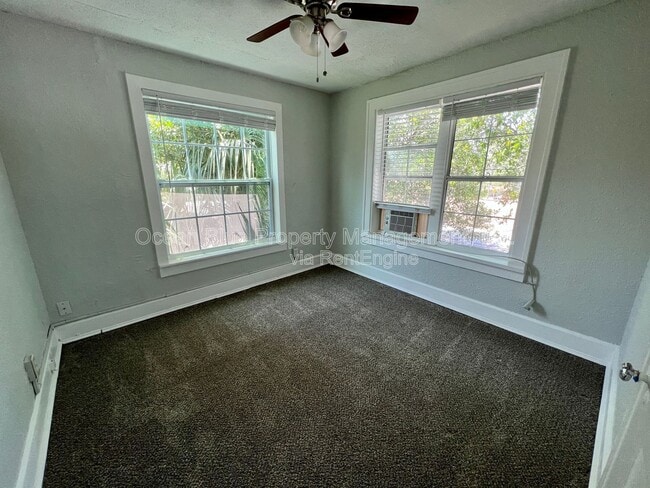 Building Photo - 1310 28th St N