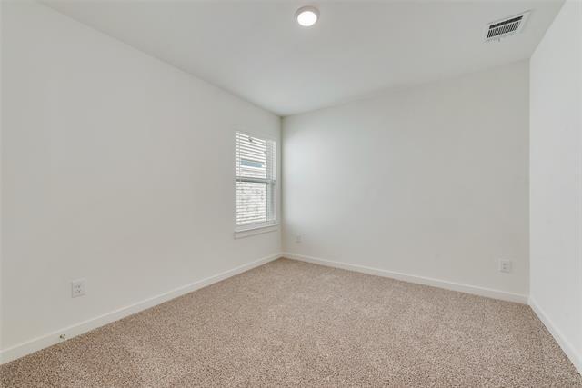 Building Photo - 1588 Forge Pond Ln