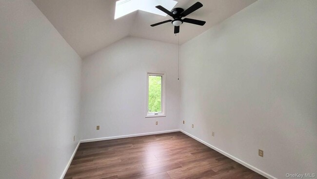 Building Photo - 19 Friendship Ln
