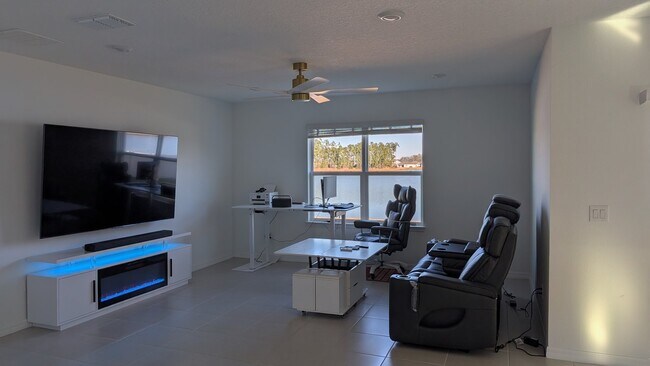 Building Photo - 3830 Capri Coast Dr