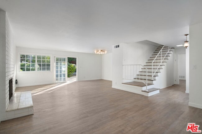 Building Photo - 24440 Martha St